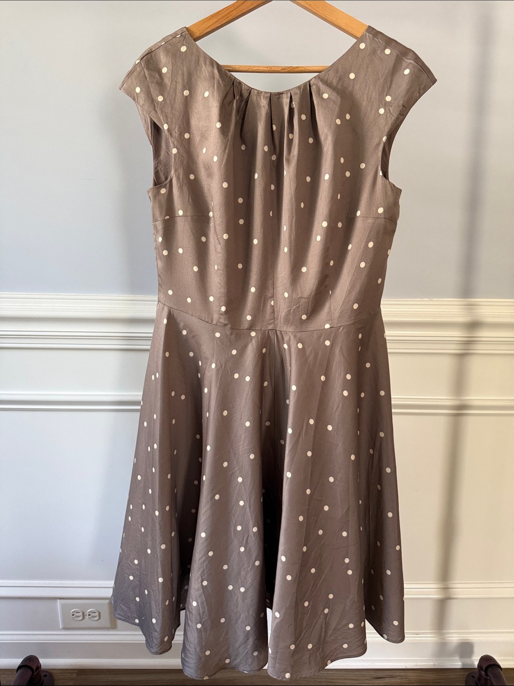 Boden Women's Taupe Polka Dot Fit & Flare Midi Summer Dress US 8R / UK 12R